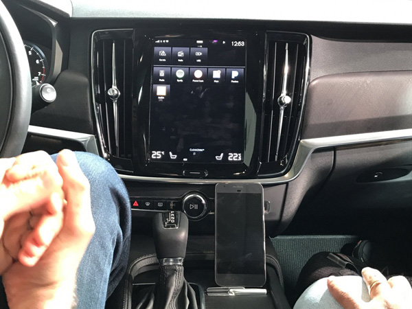 See when Google brings Android and virtual assistants to what cars will look like Picture 4