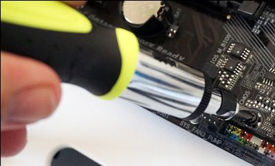 Self-assembling computers, build desktops (P2): Assembling hardware Picture 12