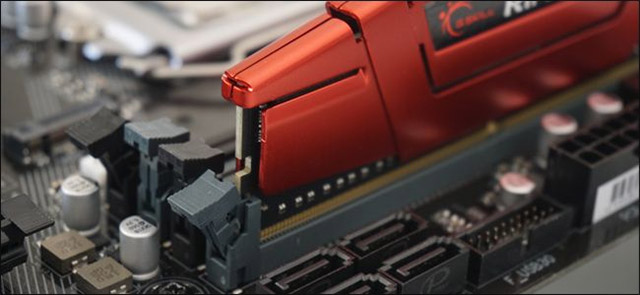 Self-assembling computers, build desktops (P2): Assembling hardware Picture 8