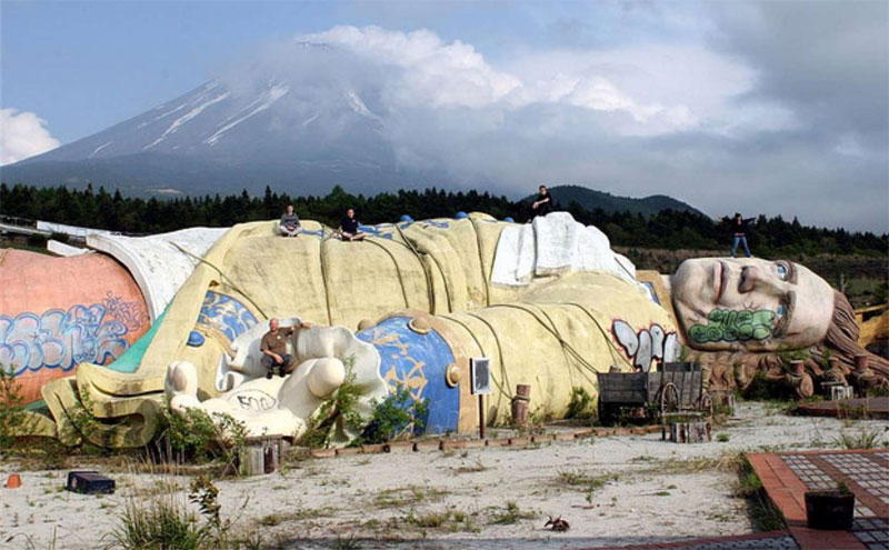 Shivered 5 fascinating theme parks abandoned over the years Picture 11