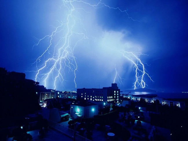 Shocked the series of lightning strikes causing mass death Picture 8