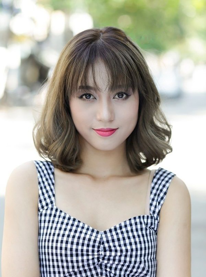 Short hairstyles for the best round face in 2020 Picture 24