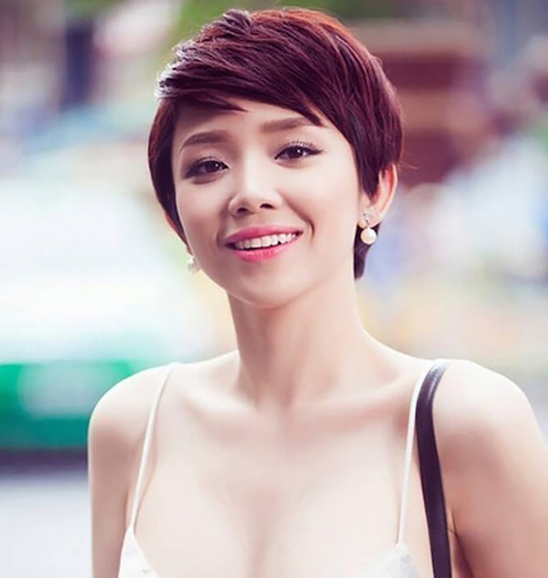 Short hairstyles for the best round face in 2020 Picture 34