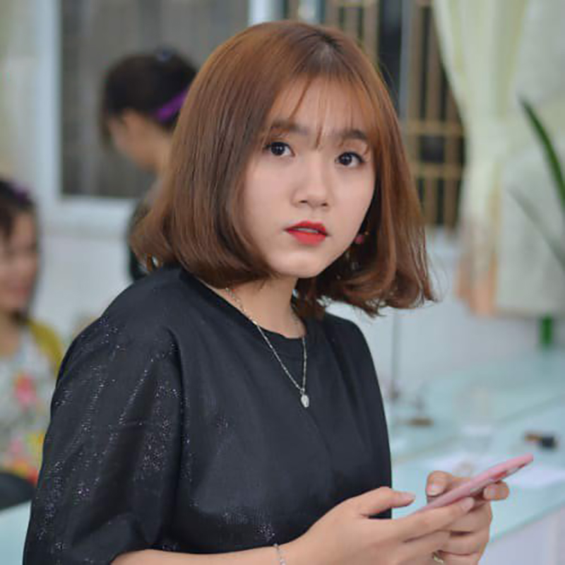 Short hairstyles for the best round face in 2020 Picture 4