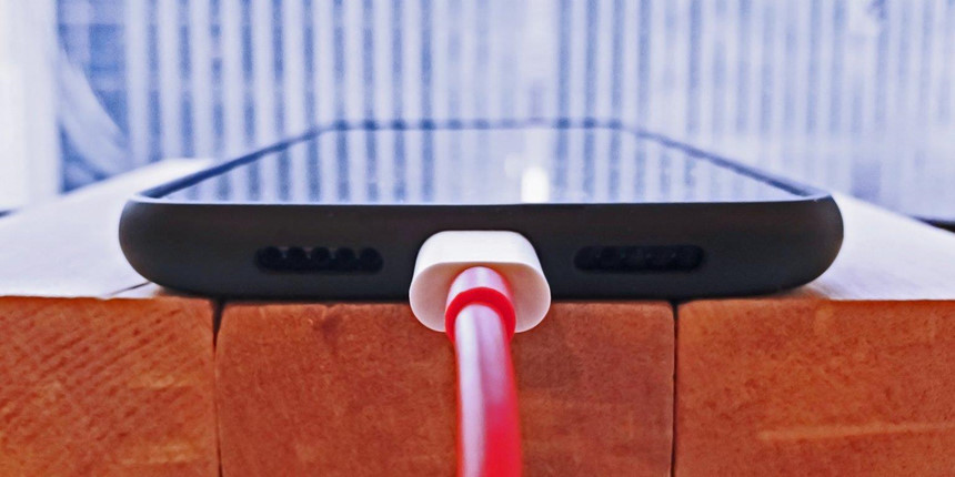 Should the phone be charged overnight? Picture 1