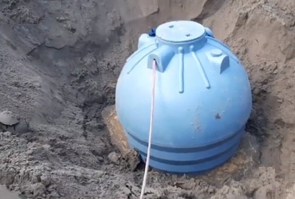 Should underground water tanks be built in the house? Picture 7