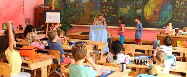 Silicon Valley engineers rushed to send their children to the 'old night school' for fear of the harmful effects of technology Picture 4