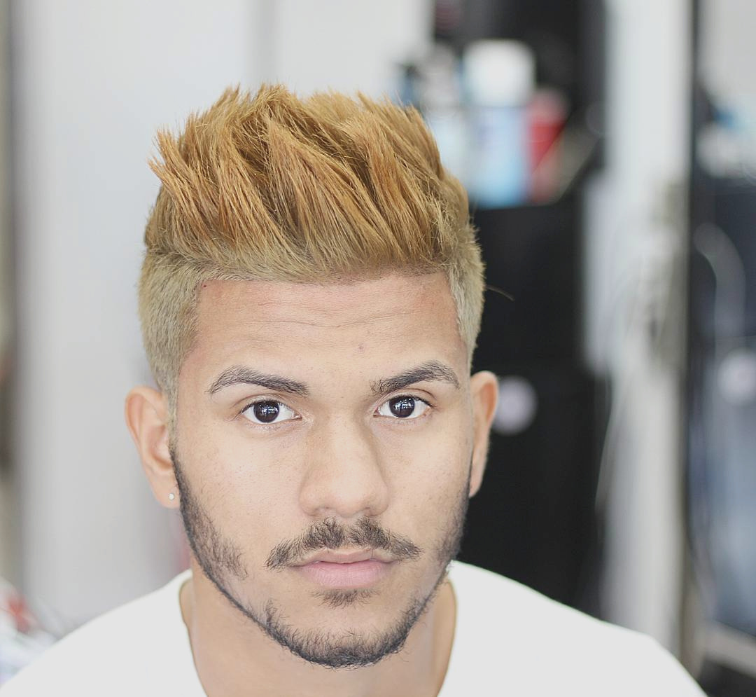 Simple and beautiful male hairstyles Picture 19