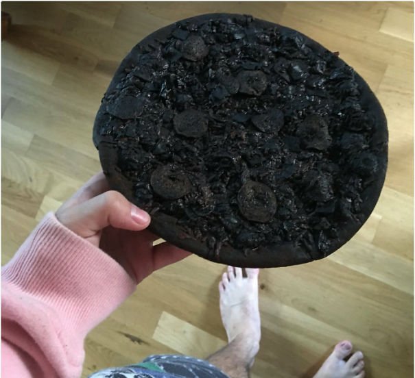 Smiling leaning with 20+ images of 'kitchen disaster' beyond 'imagination' Picture 44