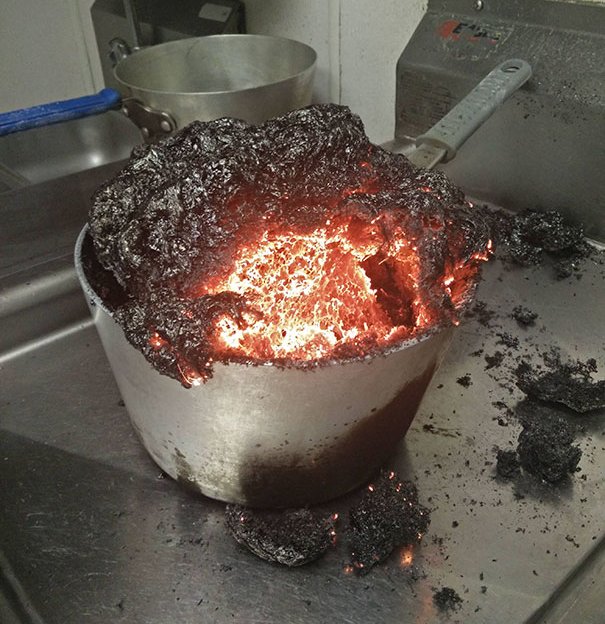 Smiling leaning with 20+ images of 'kitchen disaster' beyond 'imagination' Picture 9