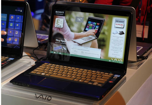 Sony out of three Vaio touch laptops in Vietnam Picture 8