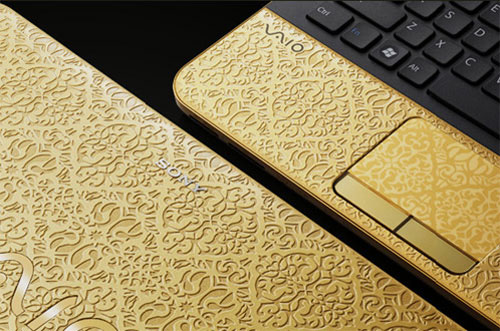 Sony unveiled its 2010 fashion laptop collection Picture 1