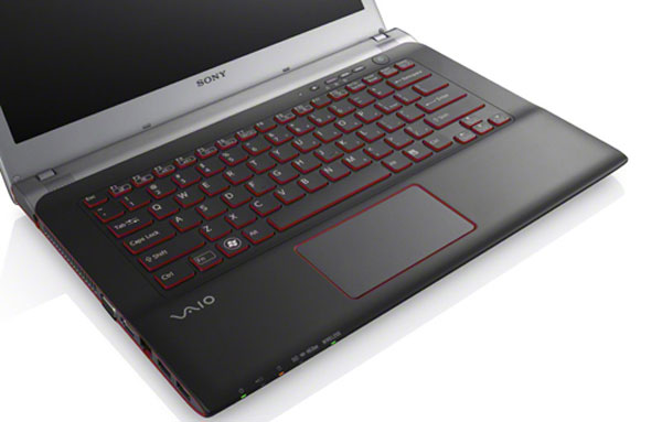 Sony Vaio E Series 14P recognizes gestures with a webcam Picture 3