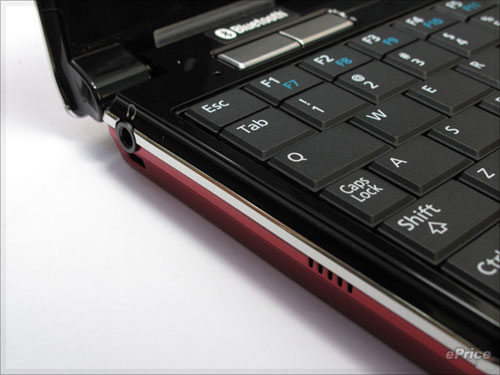 Sony Vaio P rival from Fujitsu Picture 12