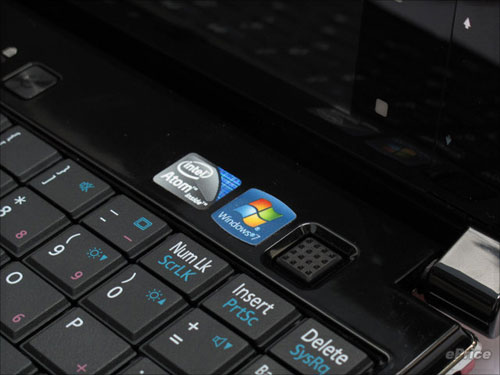 Sony Vaio P rival from Fujitsu Picture 9