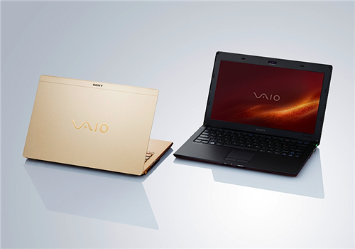 Sony Vaio X for connoisseurs playing Picture 3