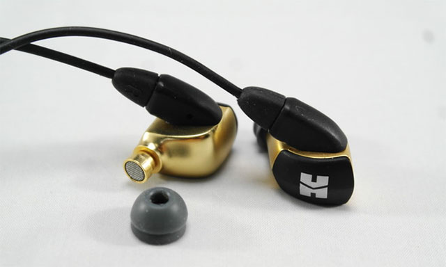 Spending tens of millions for an earbuds instead of headphones or speakers, is it worth it? Picture 3