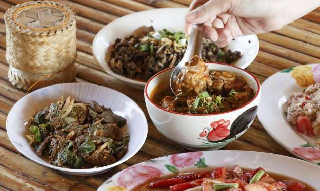 Standard eating rules of countries in the world Picture 4