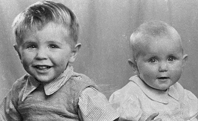 Stephen Hawking's life through photos Picture 1