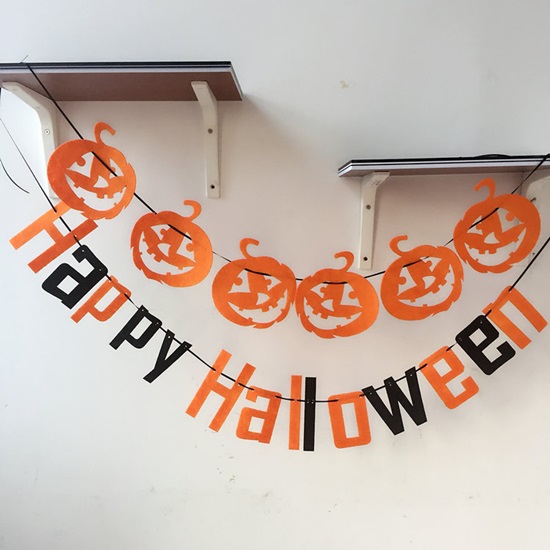 Suggest an impressive decoration for Halloween Picture 1