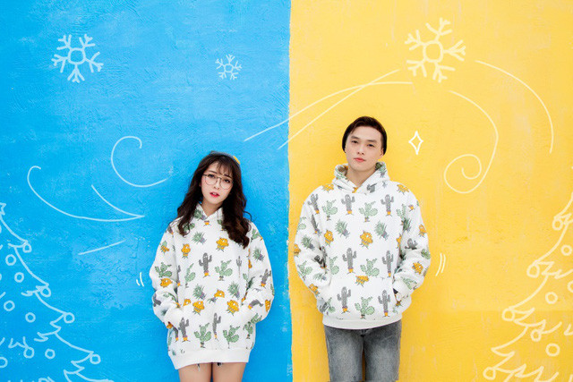 Suggest how to mix things for couples on Christmas night Picture 5