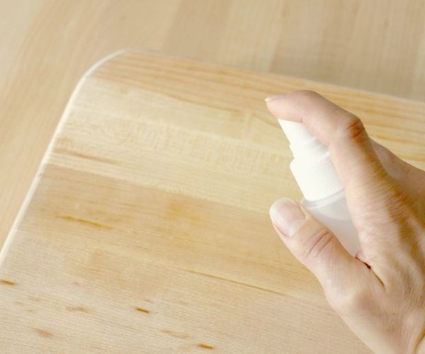 Summary of simple and effective ways to clean wood cutting boards Picture 2