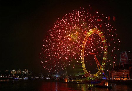 Synthesis of wallpaper, beautiful fireworks photos in the new year Picture 24