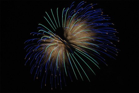 Synthesis of wallpaper, beautiful fireworks photos in the new year Picture 38