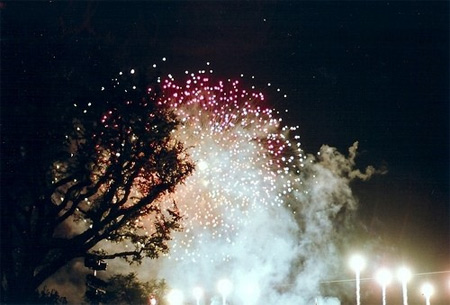 Synthesis of wallpaper, beautiful fireworks photos in the new year Picture 44