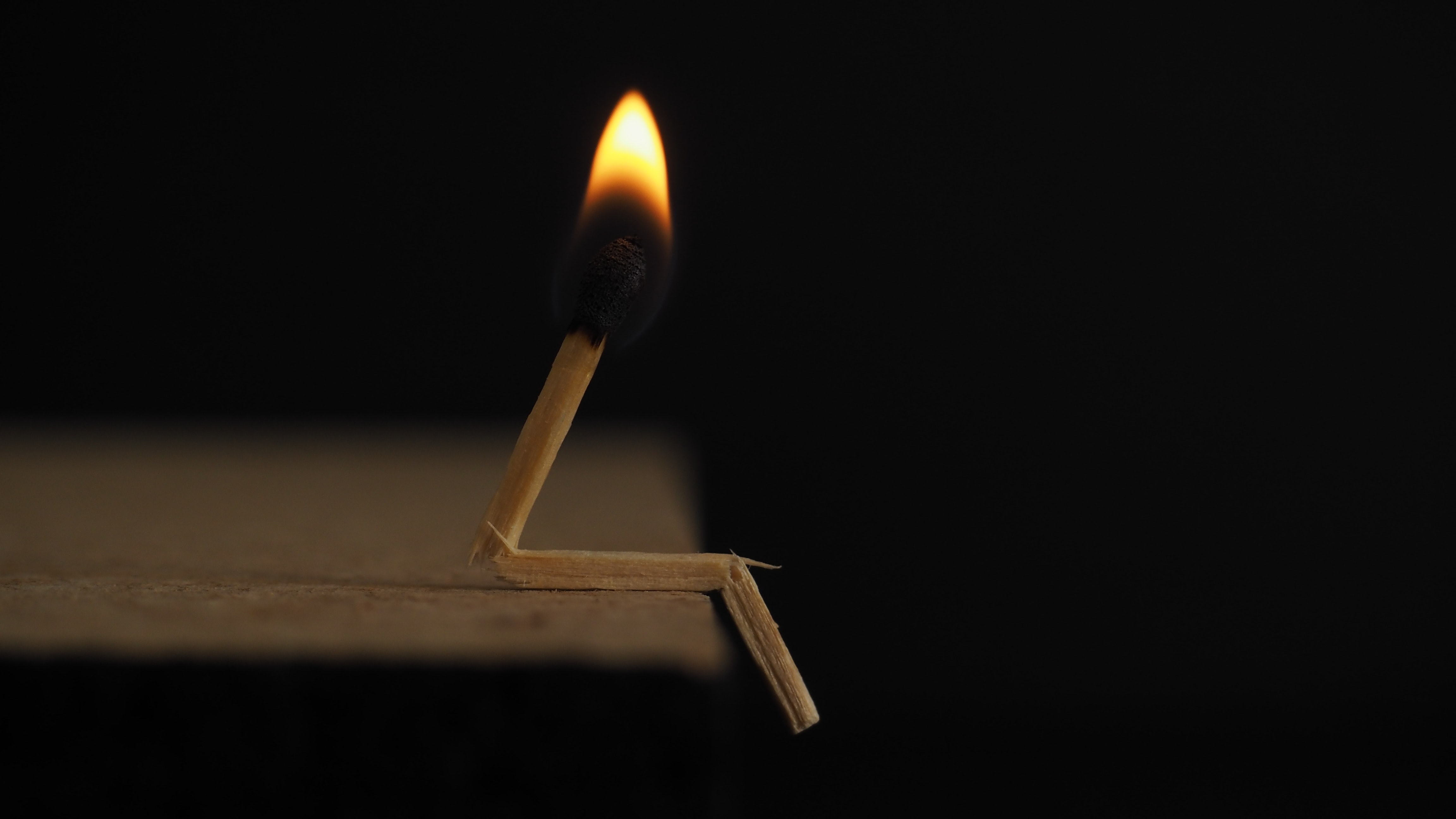 Synthetic Beautiful Fire Background Picture 4