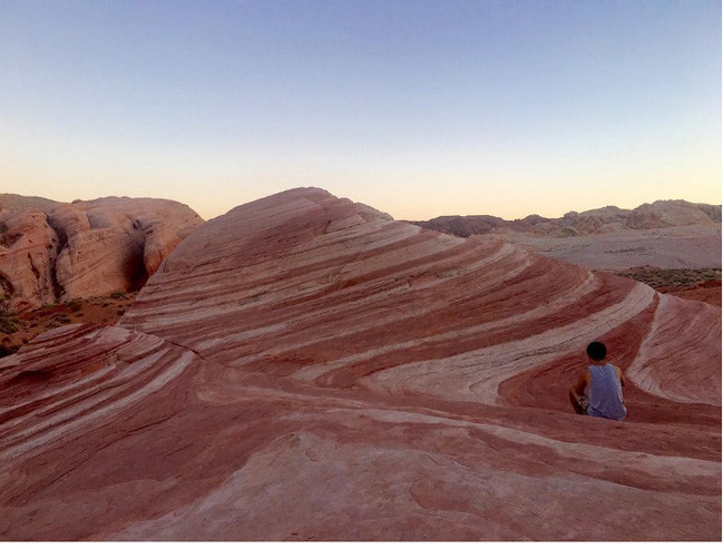 Take a look at the same location, how the two pictures were taken by different professional and amateur photographers! Picture 4