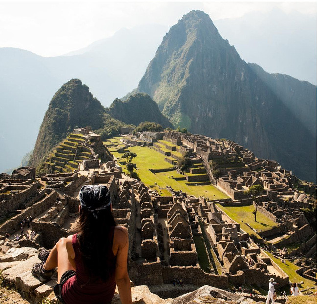 Take a look at the same location, how the two pictures were taken by different professional and amateur photographers! Picture 7