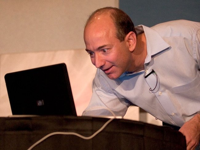 The Amazing Life of Amazon CEO Jeff Bezos, who has just been Bill Gates' richest usurper in the world Picture 19