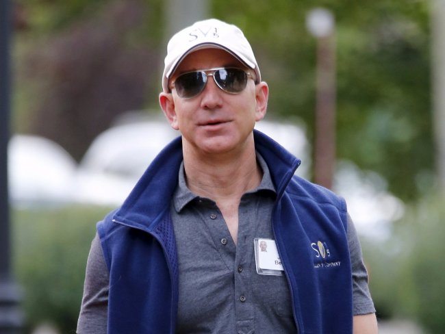 The Amazing Life of Amazon CEO Jeff Bezos, who has just been Bill Gates' richest usurper in the world Picture 31
