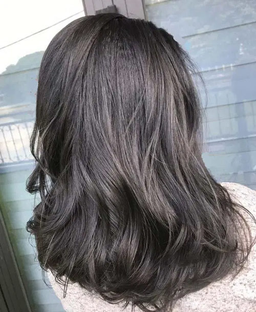 The beautiful smoky brown color 2020 - TipsMake.com