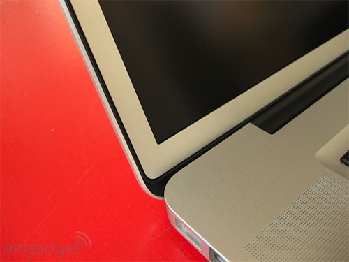 The beauty of the MacBook Pro 17 inch instant battery Picture 16