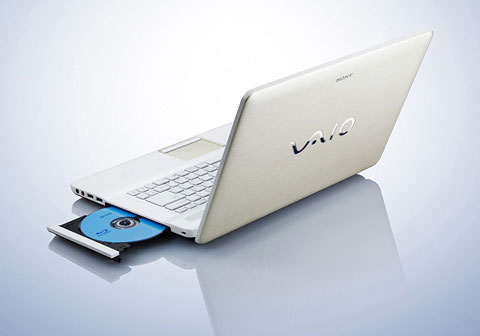 The beauty of the new Sony Vaio NW Picture 6