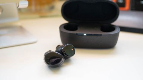 The best true wireless headphones on the market - when convenience comes to the throne Picture 8