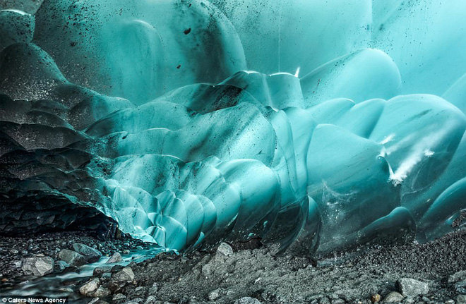 The 'fairy' world in the ice cave is 12,000 meters deep Picture 10