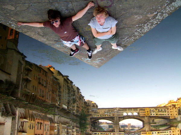 The 'fake fake' series of images has the potential to cause viewers to be extremely powerful Picture 2