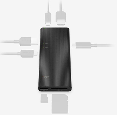 The fastest USB-C hub that Sony has ever built officially, provides transfer speeds of up to 1000MB / s Picture 1
