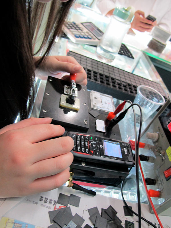 The fate of the smartphones in the second hand market: Removed to every detail, can restore data to steal information Picture 5