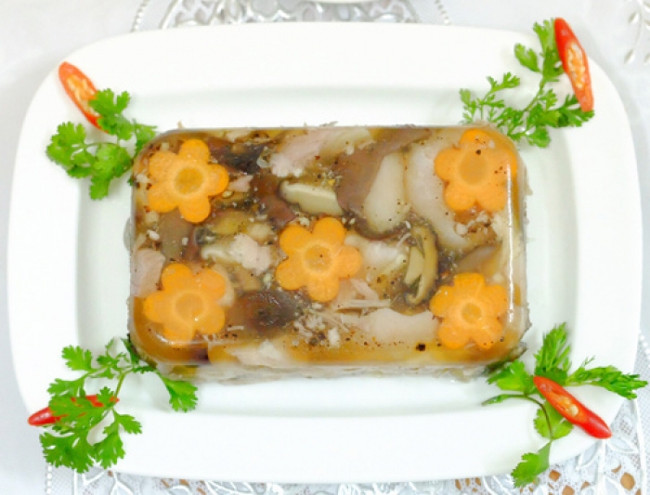 The indispensable dishes on Tet trams Picture 3