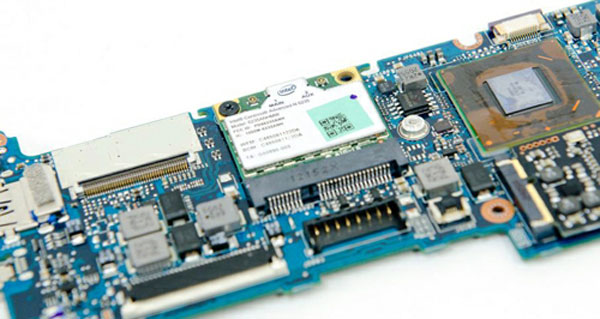 The inside of the Zenbook Prime is 11.6 inches Picture 7