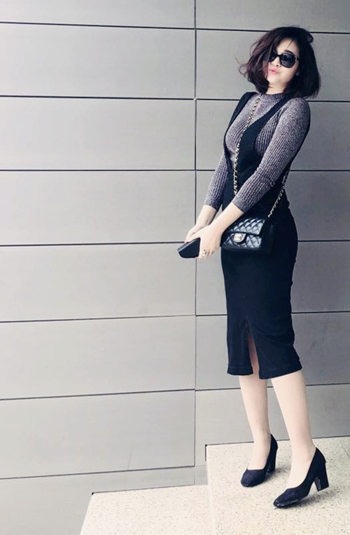 The model of girls dresses should be present on 8/3 Picture 15