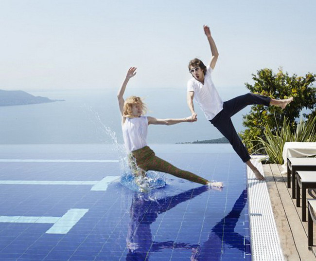 The moments coincidentally came unexpectedly in life Picture 43