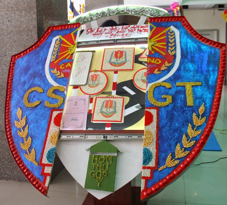 The most beautiful 26-3 wall newspapers Picture 18