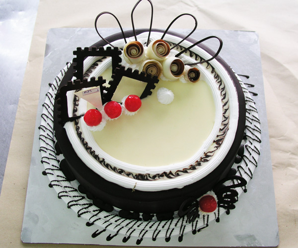 The most beautiful birthday cake Picture 44