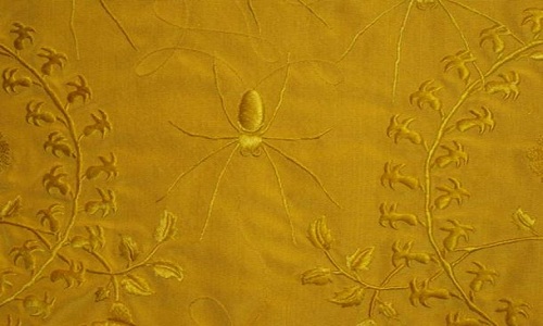The only big silk in the world woven from the natural silk of a million spiders Picture 5