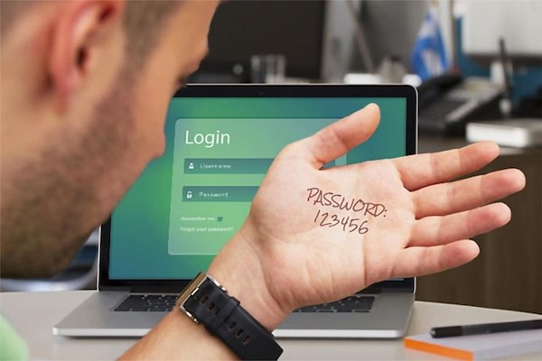 The password will disappear and the smartphone will help you log in to all accounts on the web in the future Picture 1